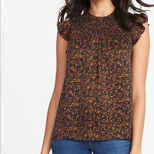 Old Navy ruffle trim swing blouse black floral